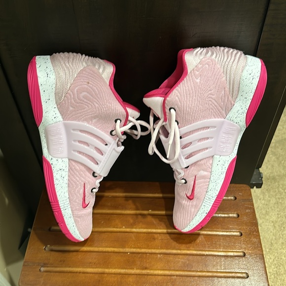 Nike KD Aunt Pearl - Picture 4 of 5